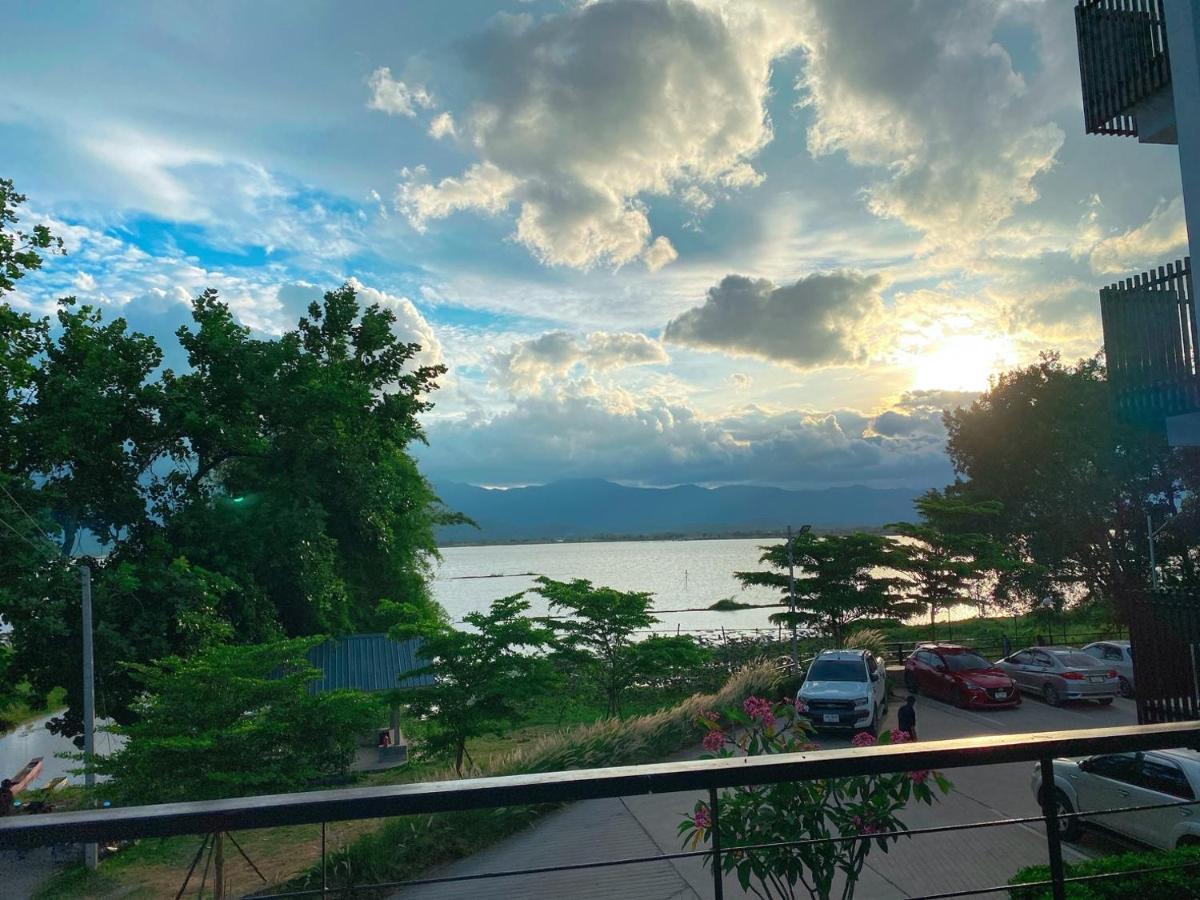 Abizz Hotel Kwanphayao Exteriör bild